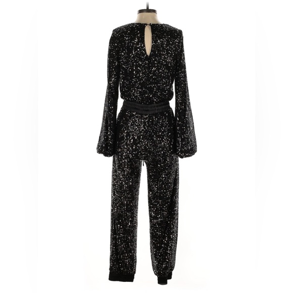 Aaron & Amber Long-Sleeve Sequin Jogger Jumpsuit - Picture 6 of 7
